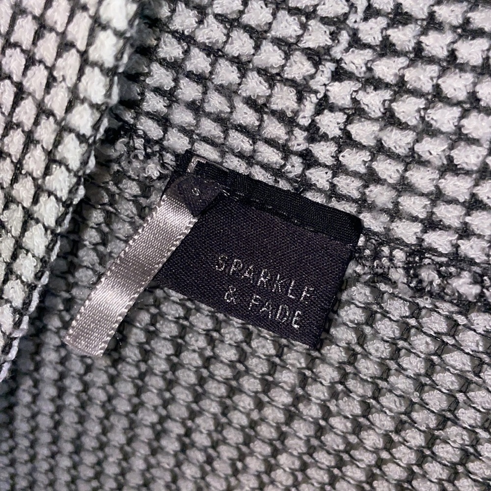 Cardigan - Picture 5 of 8